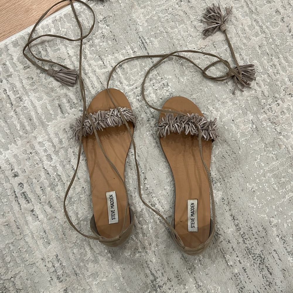 Steve Madden tie up fringe sandals